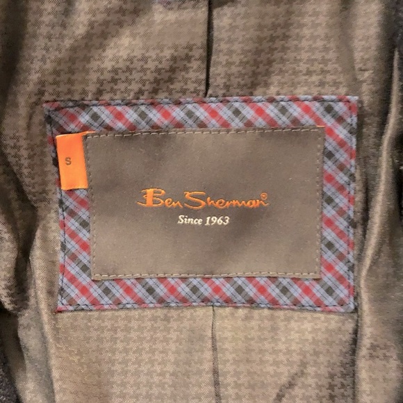 Ben Sherman Men’s Navy Chevron Pattern Blazer (S) - Picture 4 of 4